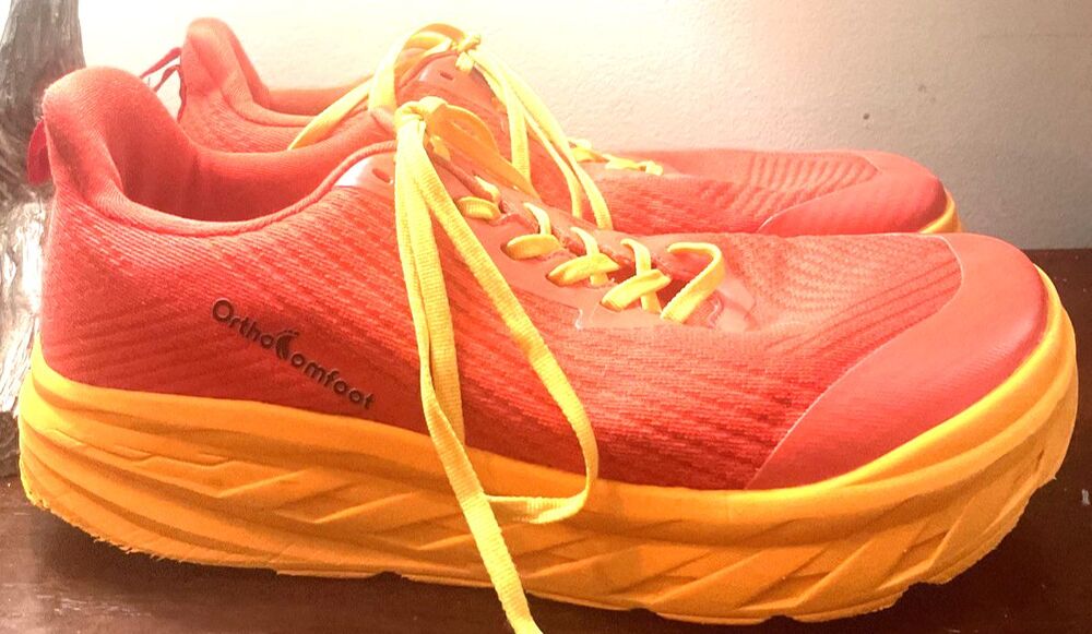 OrthoComfoot Men’s Orthopedic Running Shoes sz. 10.5, EU 44.5